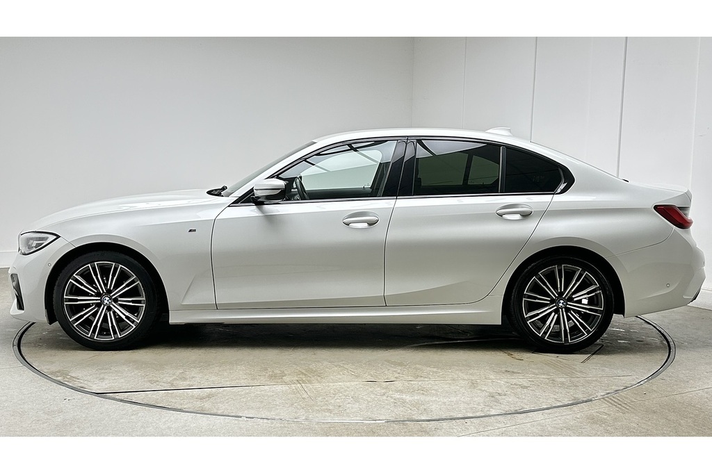 BMW 3 Series 320I M Sport SX19MYZ White #6