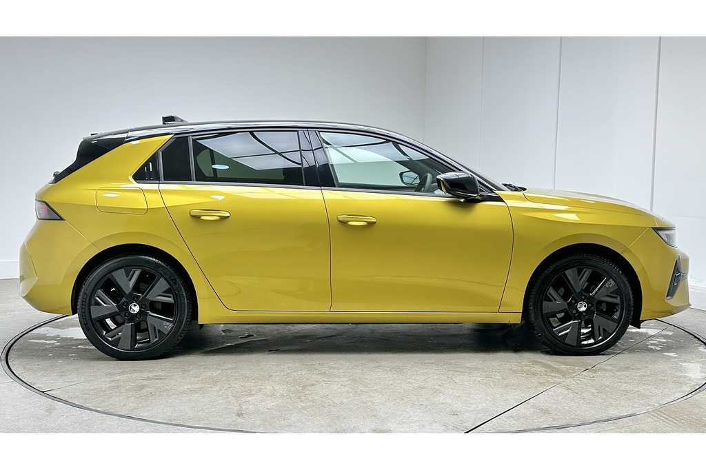 Vauxhall Astra Gs Yellow #4