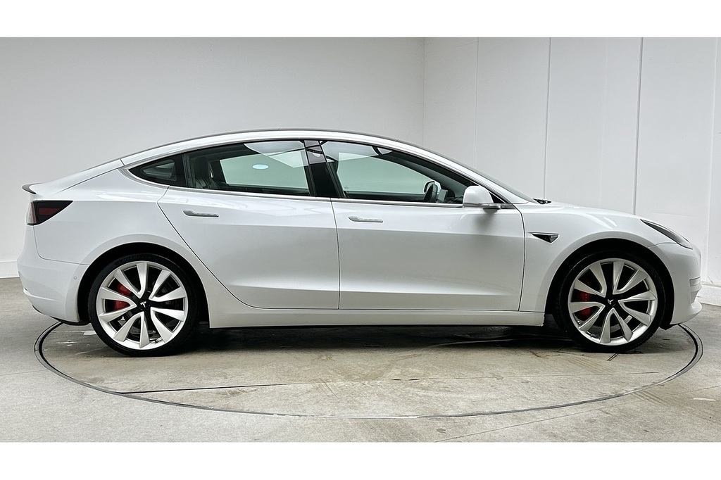 Tesla Model 3 Performance White #4