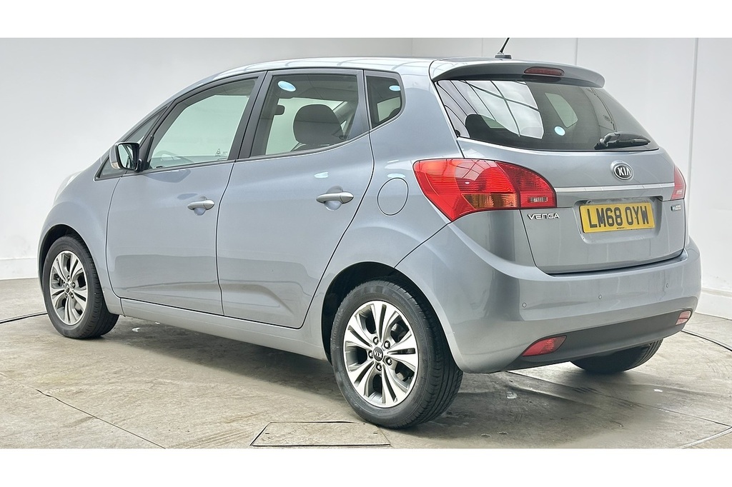 Kia Venga 3 Silver #5