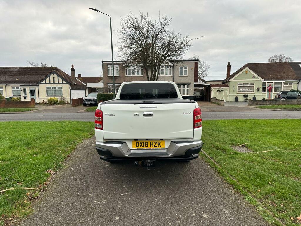 Mitsubishi L200 Pickup 2.4 Di-d Dc Warrior 201818 DX18HZK White #5