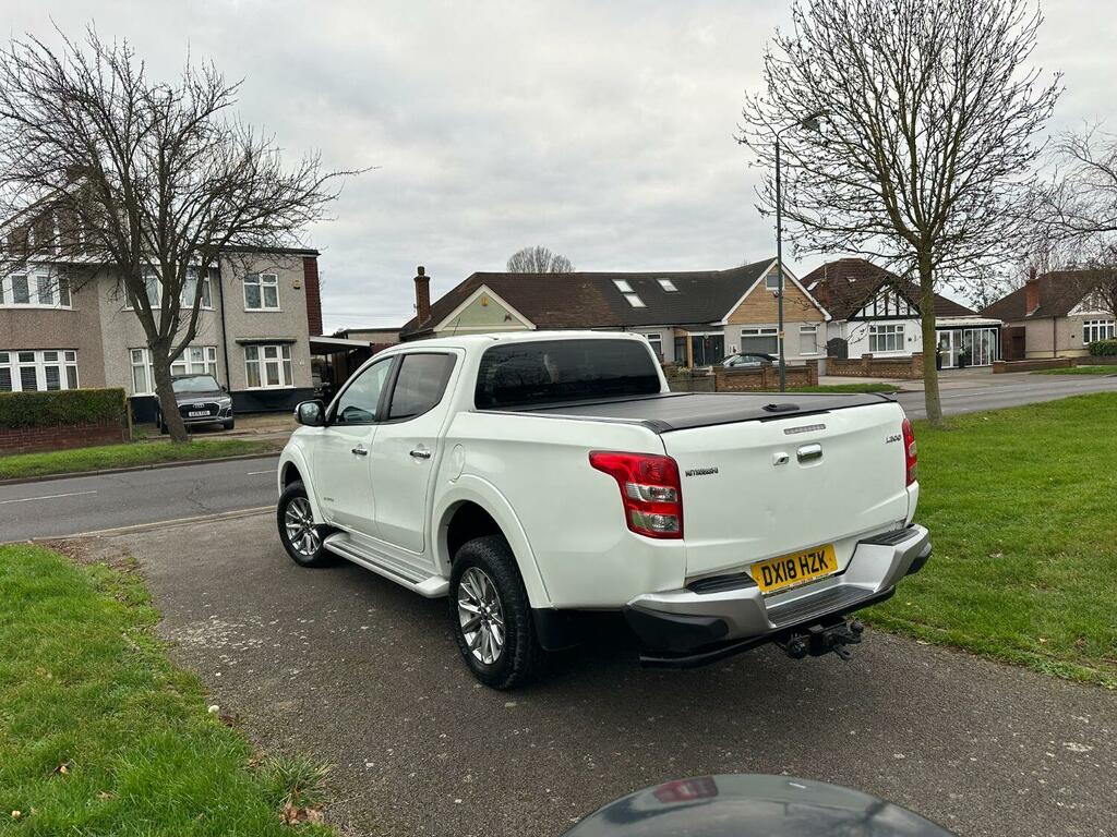 Mitsubishi L200 Pickup 2.4 Di-d Dc Warrior 201818 DX18HZK White #6