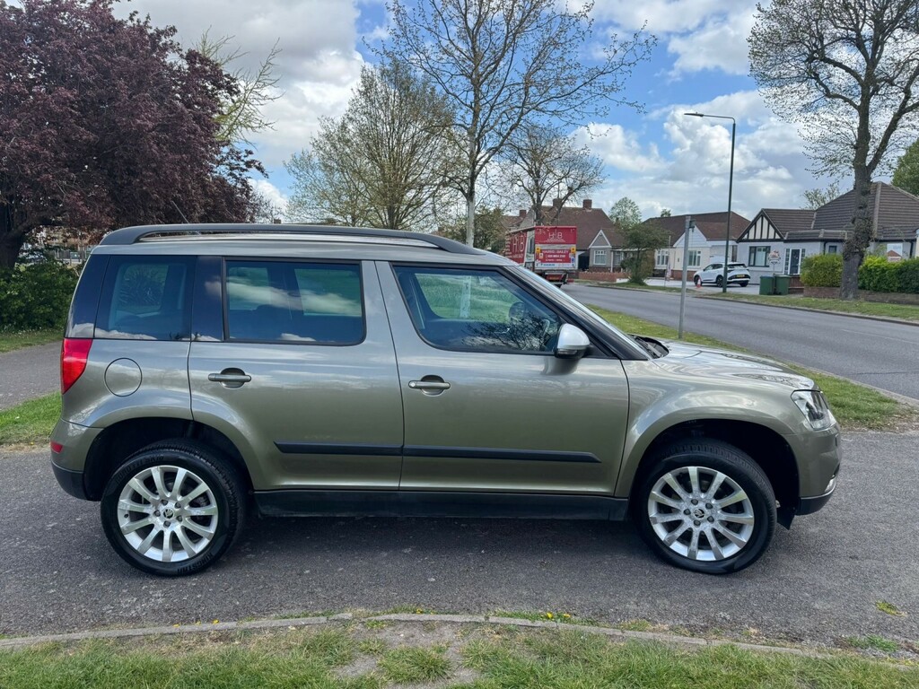 Skoda Yeti Suv 1.2 Tsi Se 201515 HJ15XYU Green #3