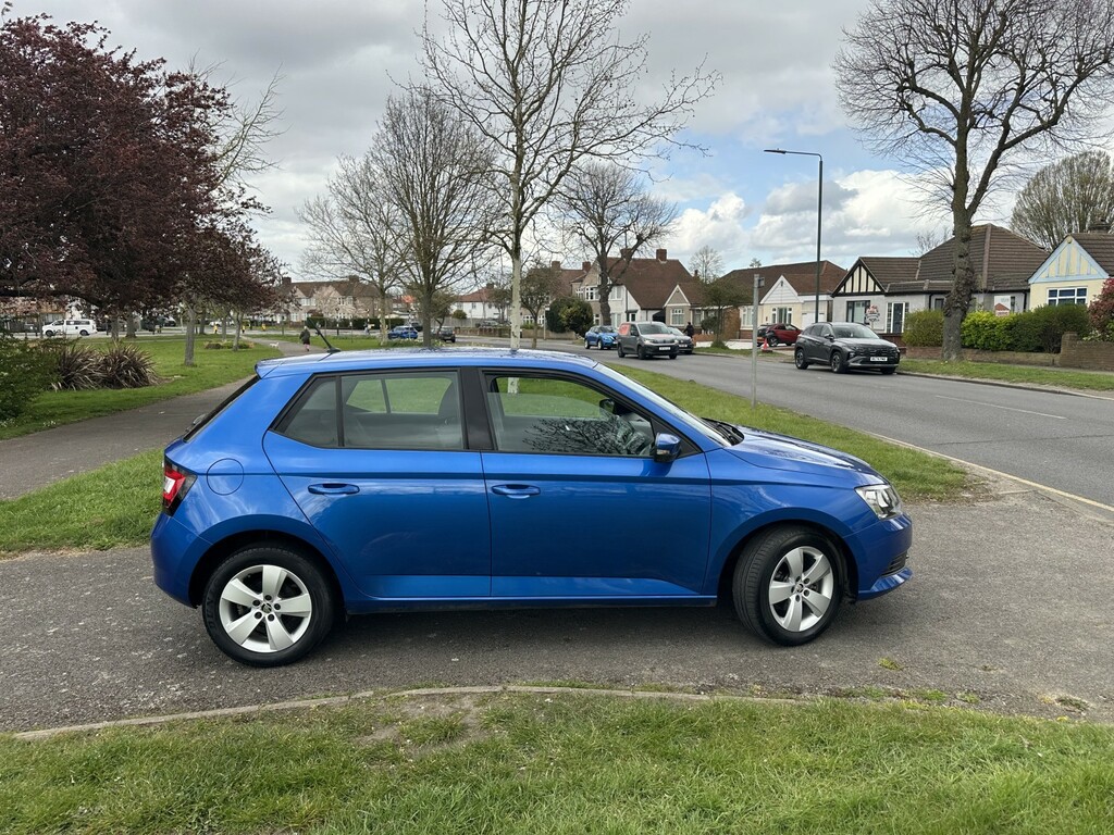 Skoda Fabia Hatchback 1.2 Tsi Se 201515 PL15DKK Blue #3