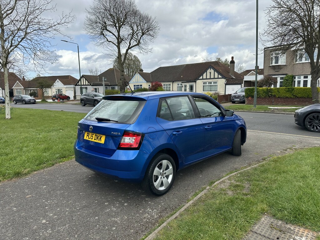Skoda Fabia Hatchback 1.2 Tsi Se 201515 PL15DKK Blue #4