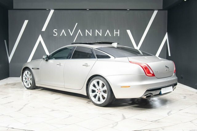 Jaguar XJ 2017 3.0D V6 Portfolio Saloon Euro Gold #6