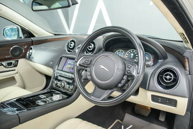 Jaguar XJ 2017 3.0D V6 Portfolio Saloon Euro Gold #5