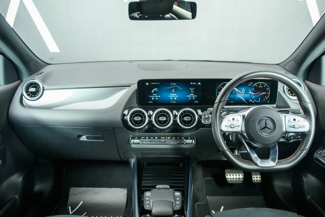 Mercedes-Benz GLA Class 2022 1.3 Gla200 Amg Line Executive Suv Petro Grey #3