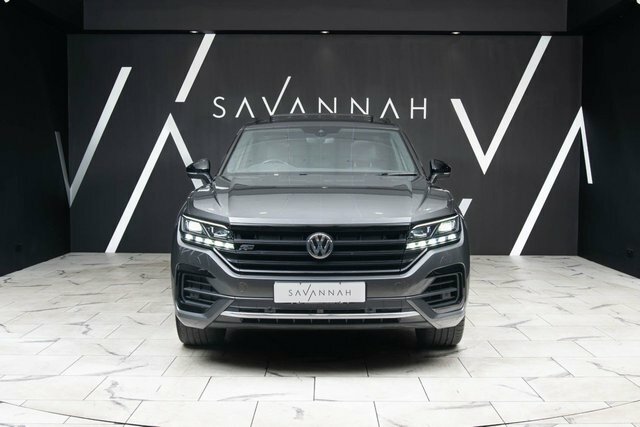 Volkswagen Touareg 2020 3.0 Tdi V6 Black Edition Suv Tiptr Black #2