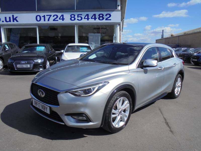 Infiniti Q30 1.5D Premium Tech In-touch Nav - 2017 17 RF17NBY Silver #2