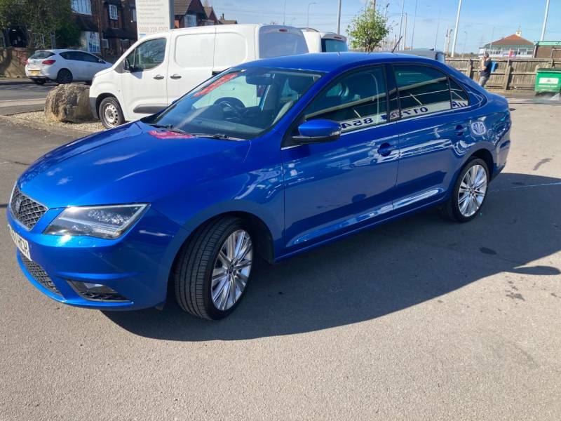 Seat Toledo 1.0 Tsi 110 Xcellence - 2017 67 GJ67HCH Blue #3
