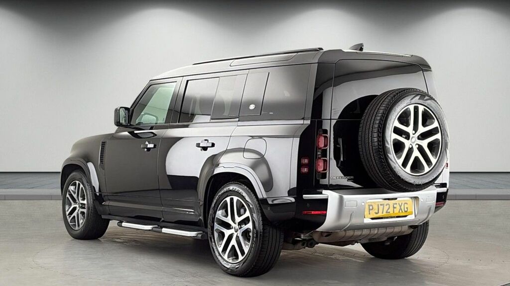 Land Rover Defender 110 2.0 P400e 15.4Kwh Xs Edition Suv Plug-i PJ72FXG Black #2