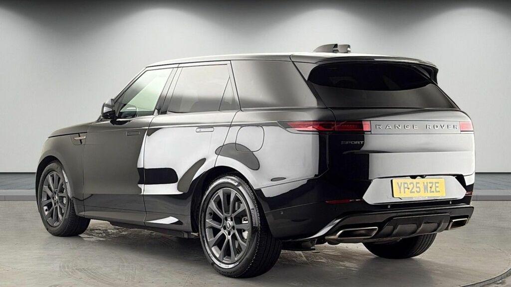 Land Rover Range Rover Sport 3.0 P460e 38.2Kwh Dynamic Se Suv Plug-i YP25WZE Black #2