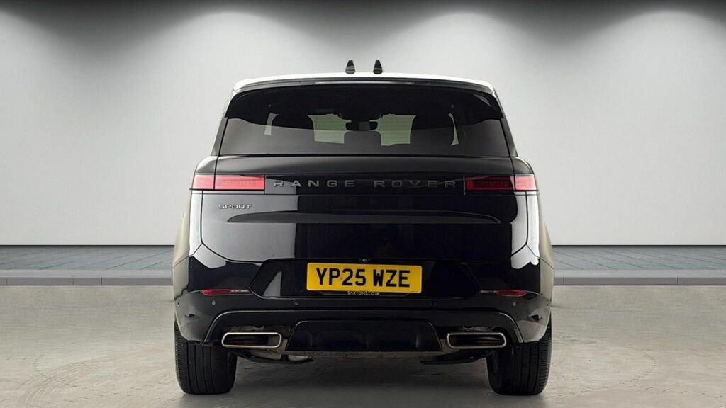 Land Rover Range Rover Sport 3.0 P460e 38.2Kwh Dynamic Se Suv Plug-i YP25WZE Black #4