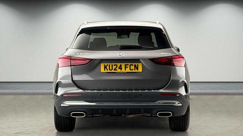 Mercedes-Benz GLA Class 2.0 Gla220d Amg Line Executive Suv 8G Grey #4
