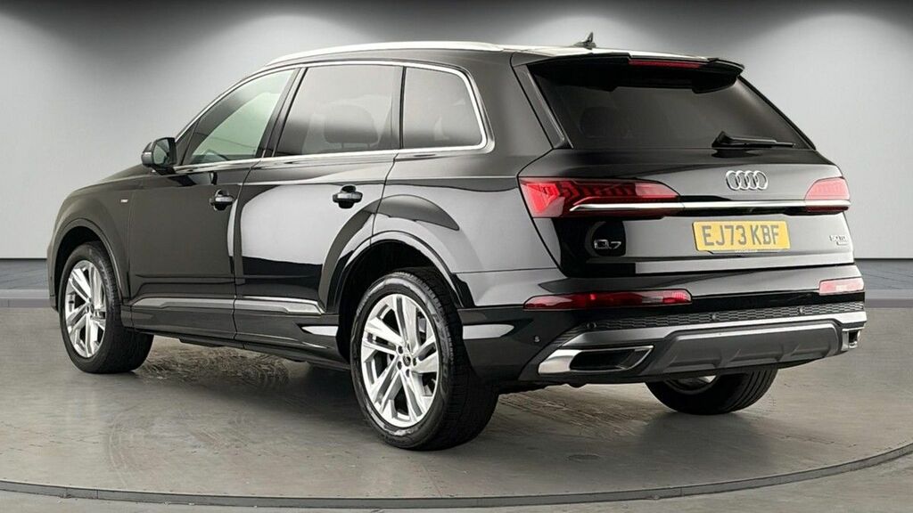 Audi Q7 3.0 Tdi V6 50 Black Edition Suv Tiptron EJ73KBF Black #2