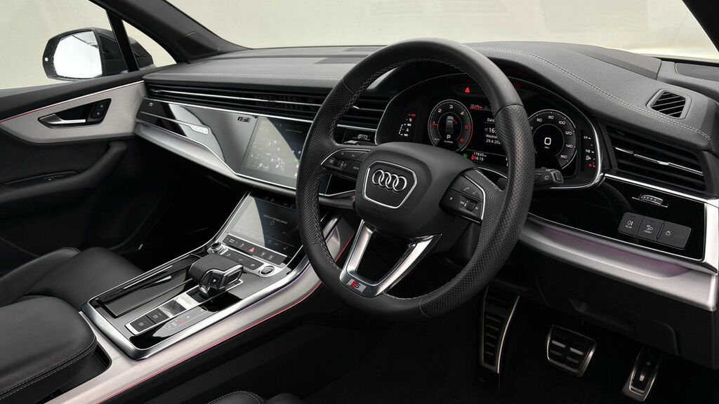 Audi Q7 3.0 Tdi V6 50 Black Edition Suv Tiptron EJ73KBF Black #5