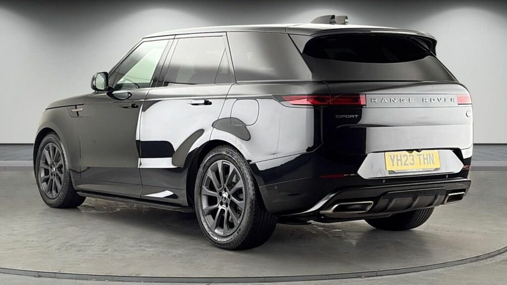 Land Rover Range Rover Sport 3.0 P440e 38.2Kwh Dynamic Se Suv Plug-i YH23THN Black #2