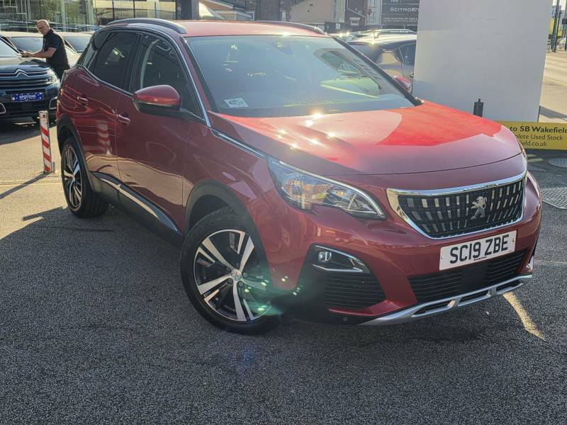 Peugeot 3008 1.2 Puretech Allure Eat8 - 2019 19 Red