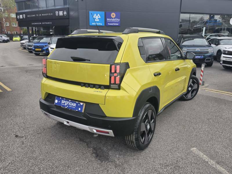 Fiat Grande Punto 1.2 Mhev La Prima Hatchback Hybrid E-dc Yellow #4