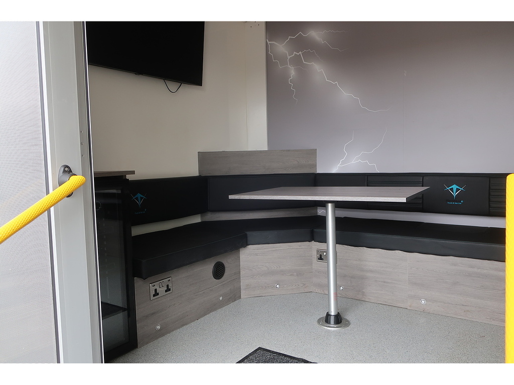 Mercedes-Benz Sprinter 2.1 313 Cdi Mobile Exhibition Van Manua White #2