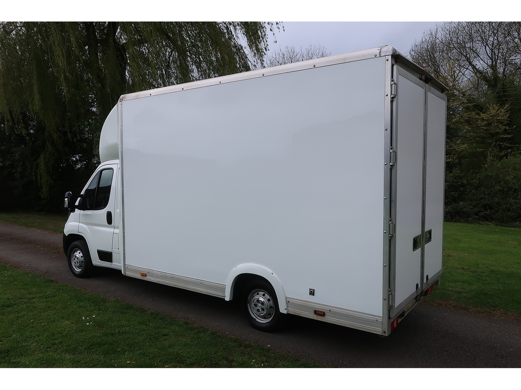 Peugeot Boxer 2.0 Bluehdi 335 Built For Business Low Loader Dies White #2