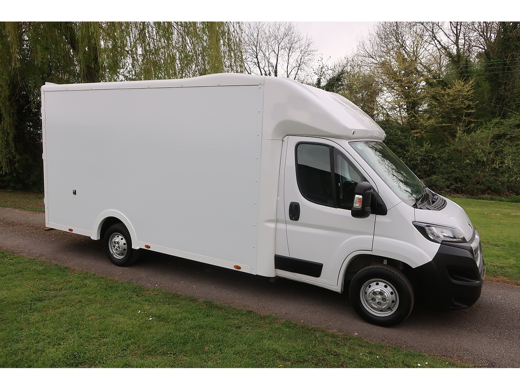 Peugeot Boxer 2.2 Bluehdi 335 Professional Premium L3 Low Load NU73KXB White #3