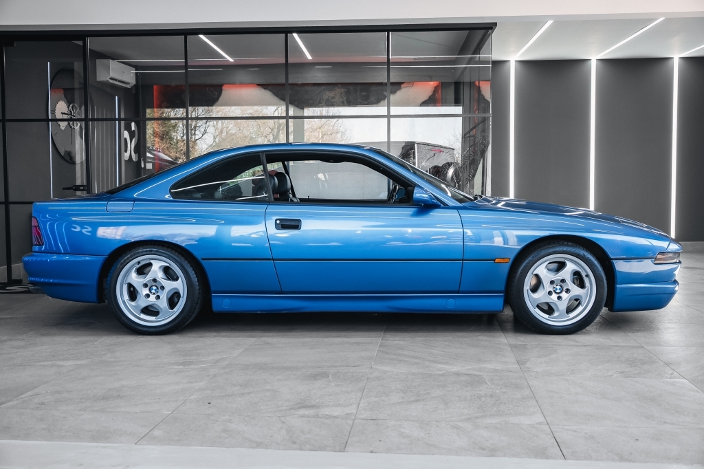 BMW 8 Series 4.4 840Ci Sport Blue #5