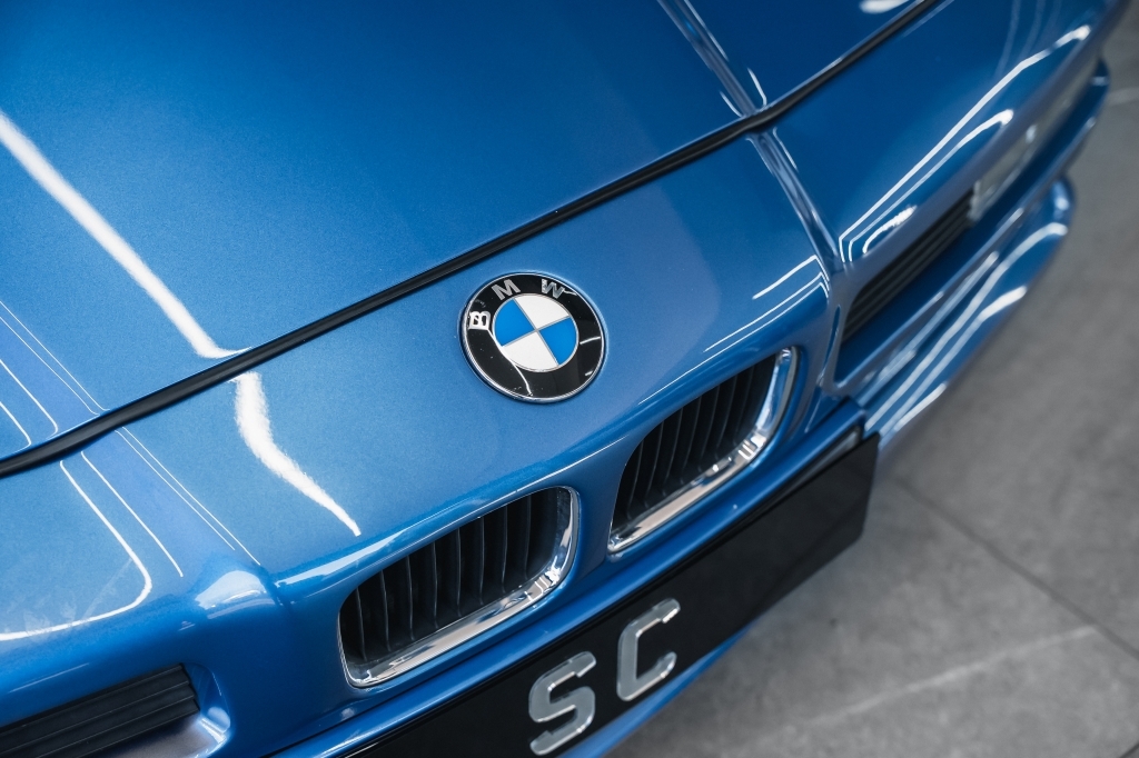 BMW 8 Series Red #10