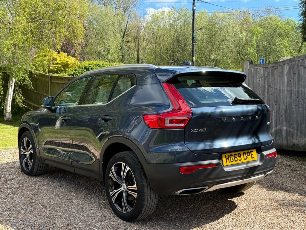 Volvo XC40 2.0 T4 Inscription Pro Euro 6 Ss HG69OPE Blue #3