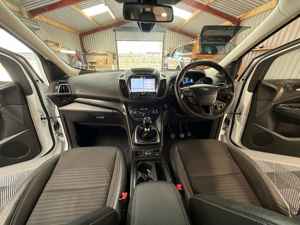 Ford Kuga 1.5L Titanium Edition WG19NGY White #6