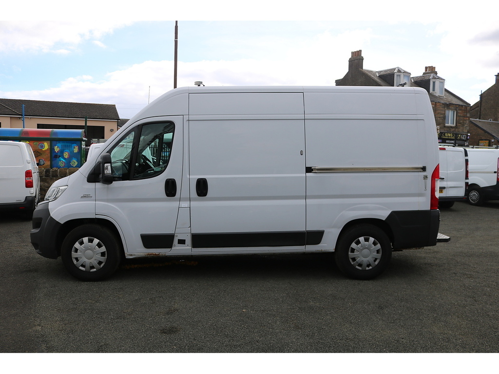 Fiat Ducato 35 Hr Pv Multijet White #4