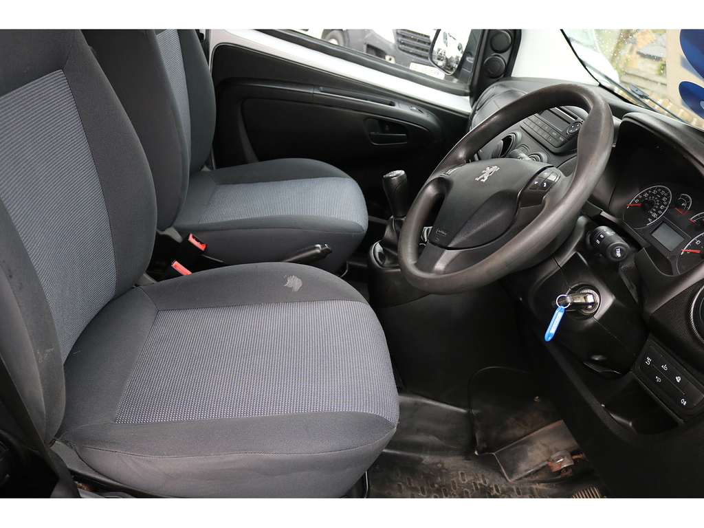 Peugeot Bipper Tepee Mpv White #13