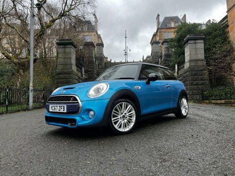 Mini Hatch 2.0 Cooper S Blue