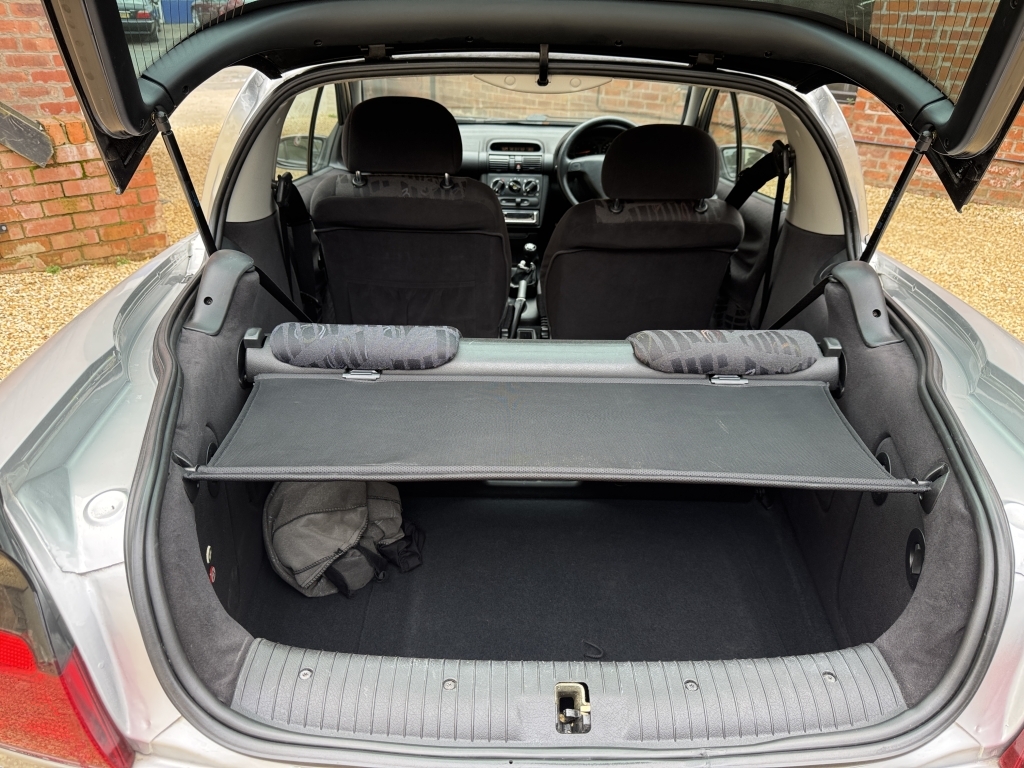 Vauxhall Tigra Chequers 16V Silver #9