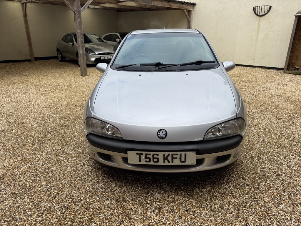 Vauxhall Tigra Chequers 16V Silver #13