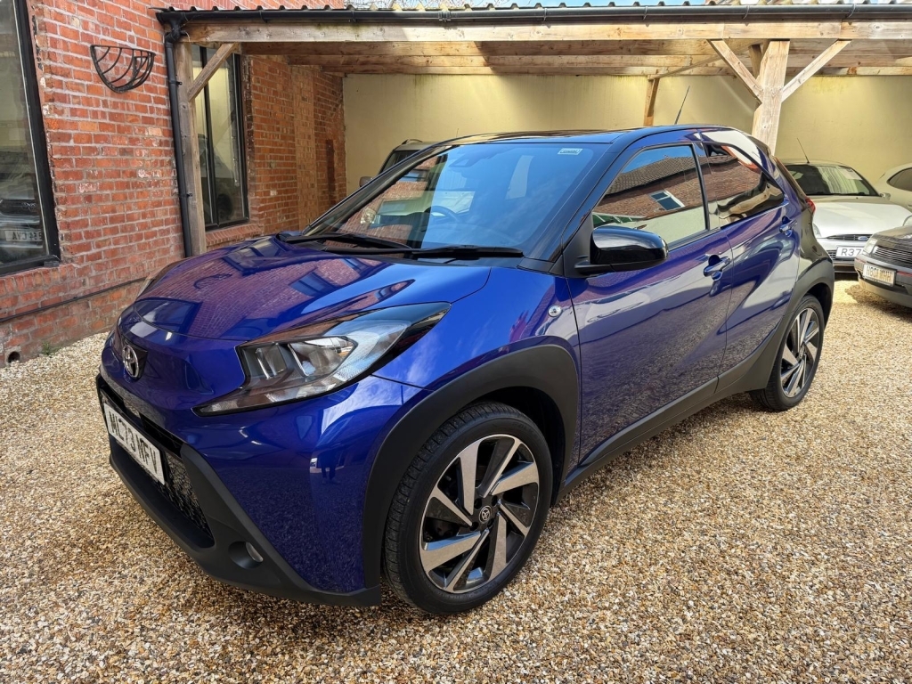 Toyota Aygo X 1.0 Vvt-i Edge Blue