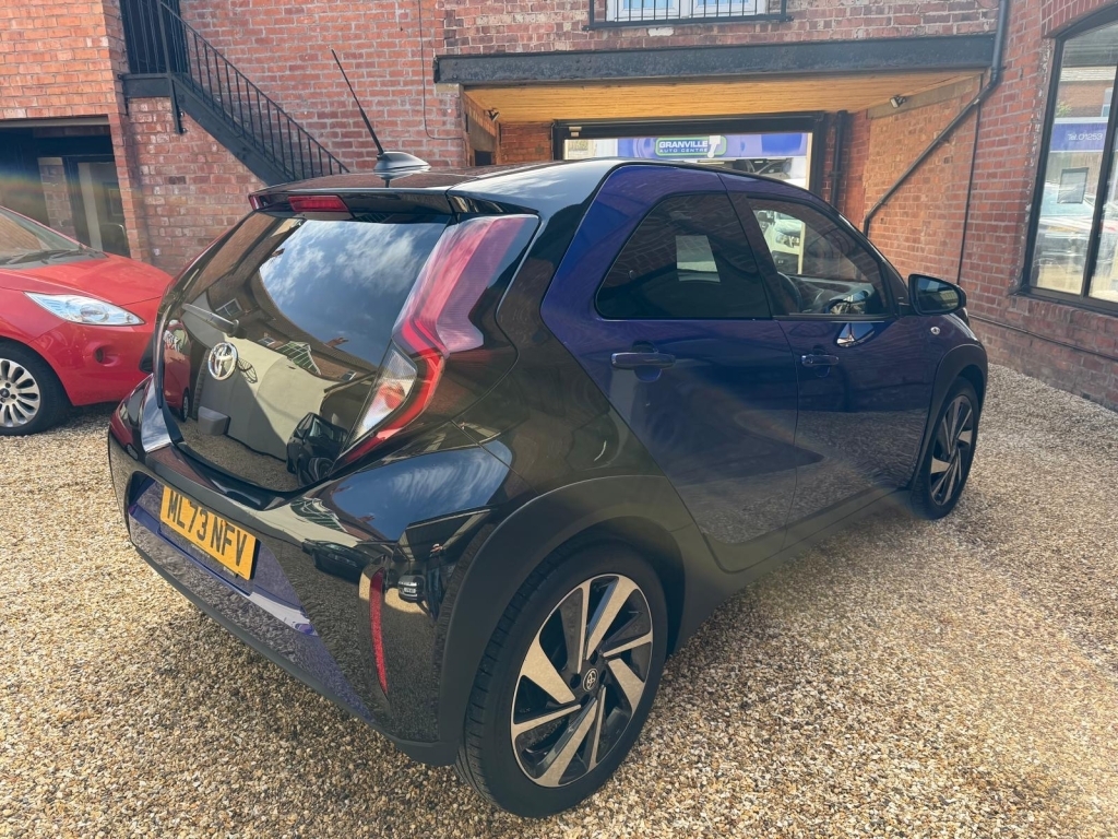 Toyota Aygo X 1.0 Vvt-i Edge ML73NFV Blue #6