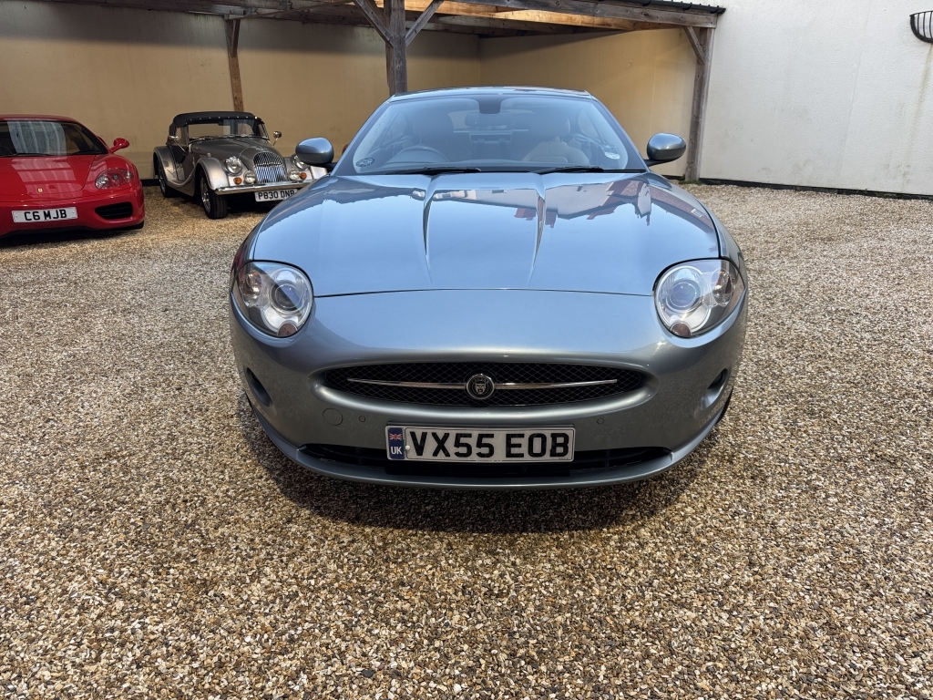 Jaguar XK 4.2 Convertible 300 Bhp Black #2