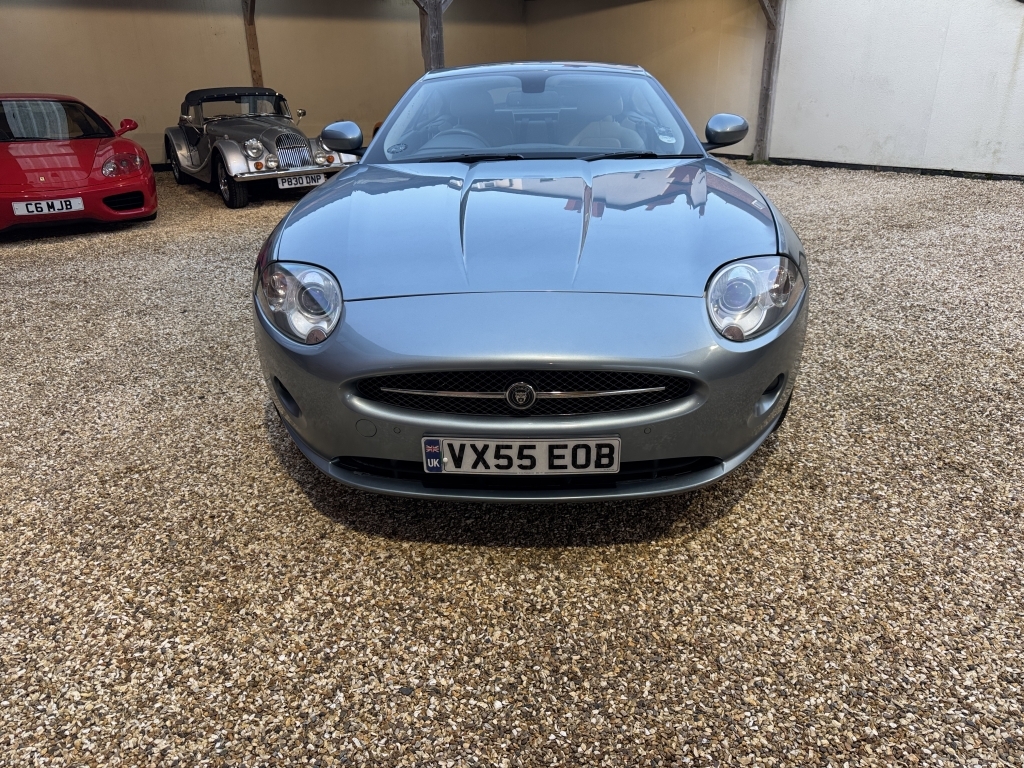 Jaguar XK 4.2 Convertible 300 Bhp Black #10