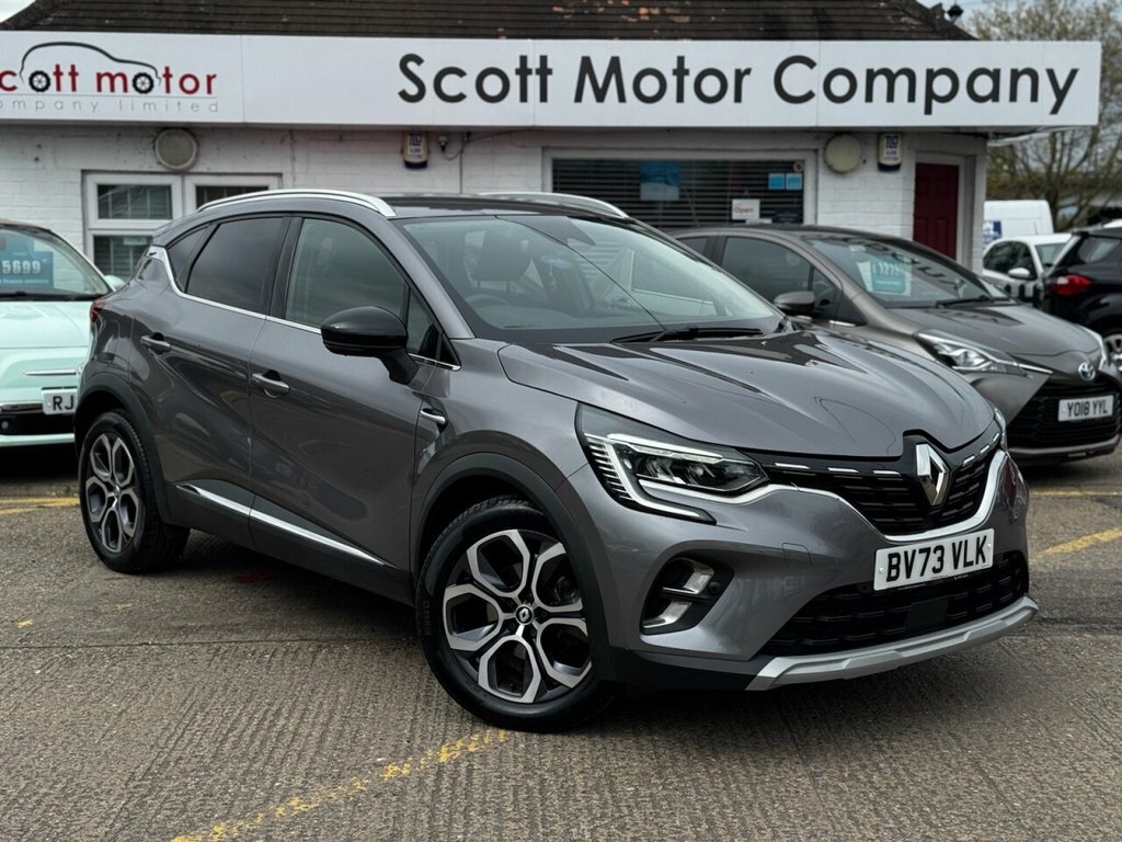 Renault Captur 1.6L Techno Grey