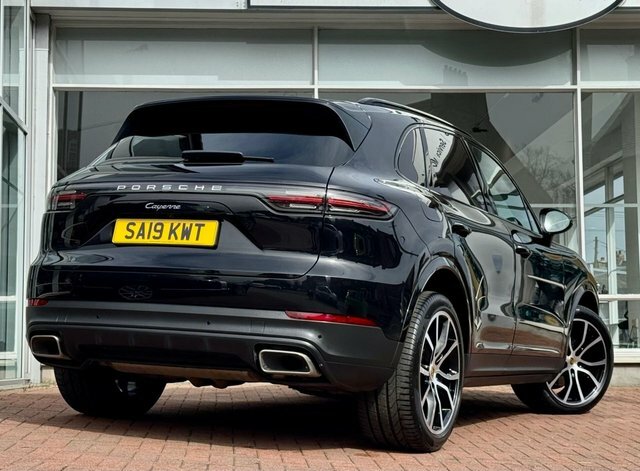 Porsche Cayenne 3.0T V6 Suv SA19KWT Black #5