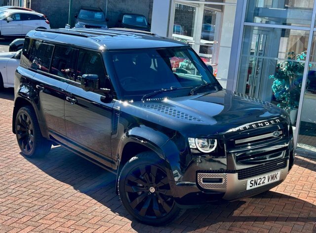 Land Rover Defender 3.0 D300 Mhev X-dynamic SN22VMK Black #6