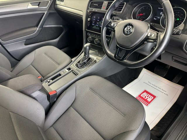 Volkswagen Golf 1.5 Tsi Evo Match Grey #2