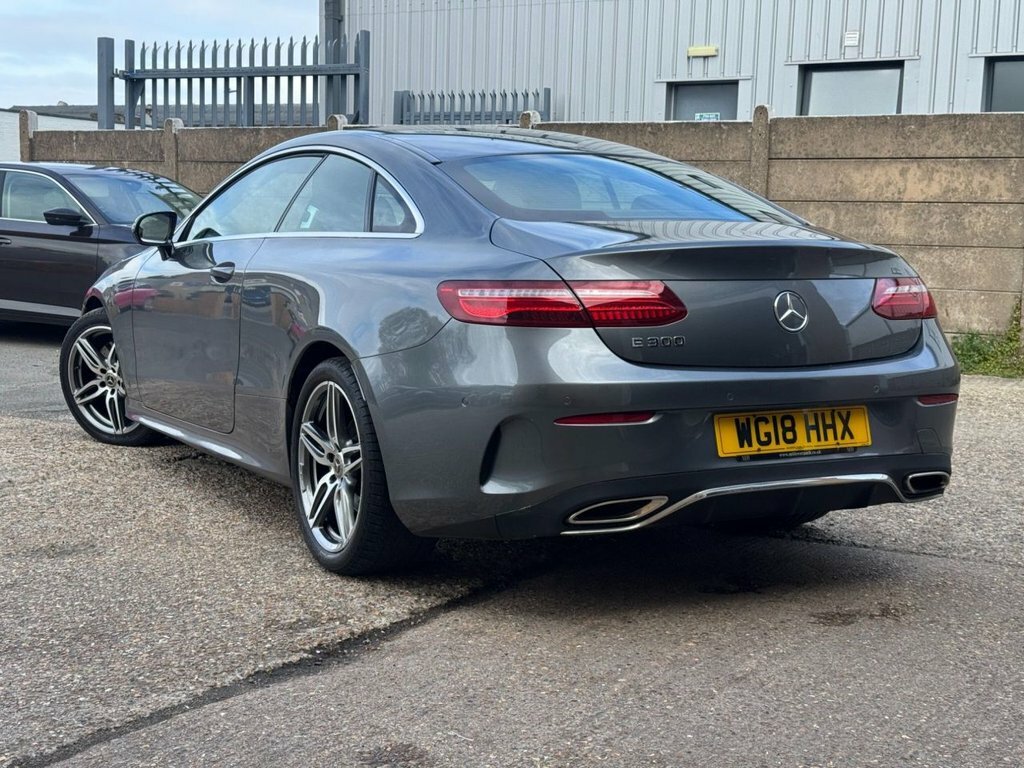 Mercedes-Benz E Class 2L Amg Line Grey #6