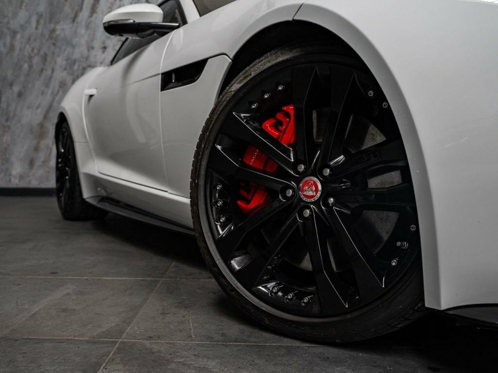 Jaguar F-Type 5L R White #6