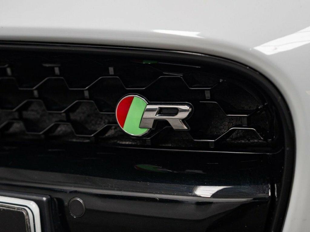 Jaguar F-Type 5L R White #5