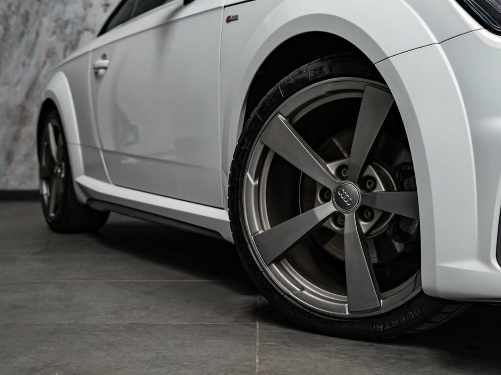 Audi TT 2L S Line MF69CFV White #5