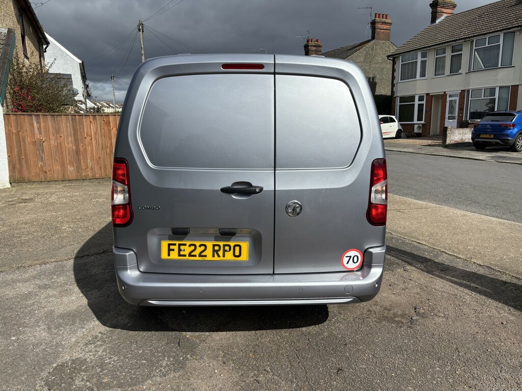 Vauxhall Combo 1.5 Turbo D 2300 Sportive 2022 FE22RPO Grey #4