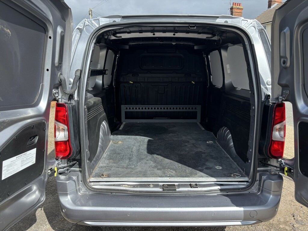 Vauxhall Combo 1.5 Turbo D 2300 Sportive 2022 FE22RPO Grey #6